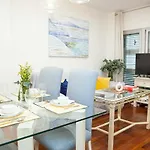 Charming With Pool And Garage Апартаменты *