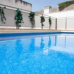 Апартаменты Charming With Pool And Garage Севилья